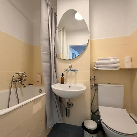 Apartamento Ohmyhome Rondo Onz Varsóvia